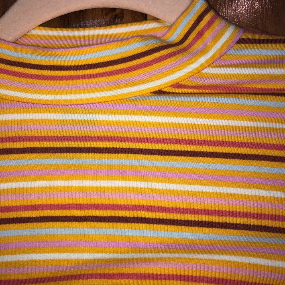 Striped turtle neck 🐢 🌈
